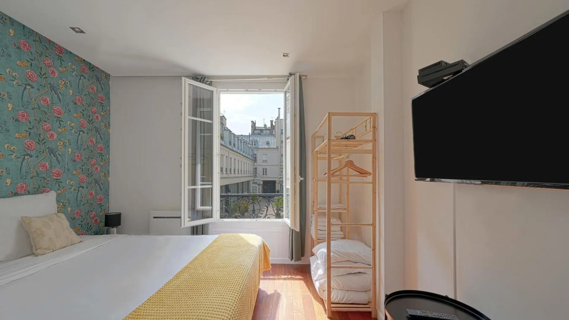 Small Studio Next To Invalides 巴黎 0*,